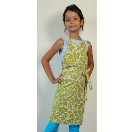 BALINESE CHILD'S CREAM AND AVOCADO PRINT APRON BALINESE CHILD'S CREAM AND AVOCADO PRINT APRON